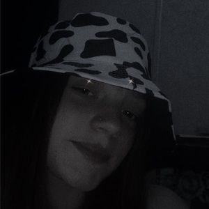 Meet your Posher, Addison